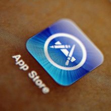 Американская компания Apple закрыла App Store для разработчиков из Крыма