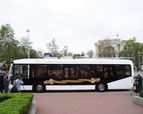 Ко Дню Победы в Севастополь приехал новый троллейбус «Адмирал»