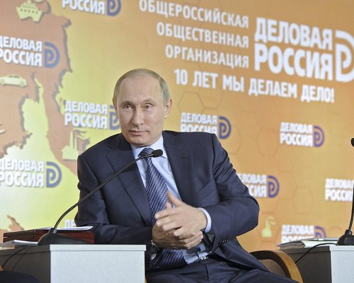 Путин призвал владельцев бизнеса извлечь пользу из ослабления рубля