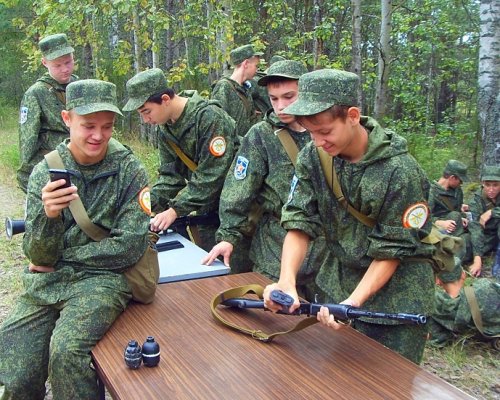 Крымские школьники отдохнут в нижегородском лагере «Гвардеец»
